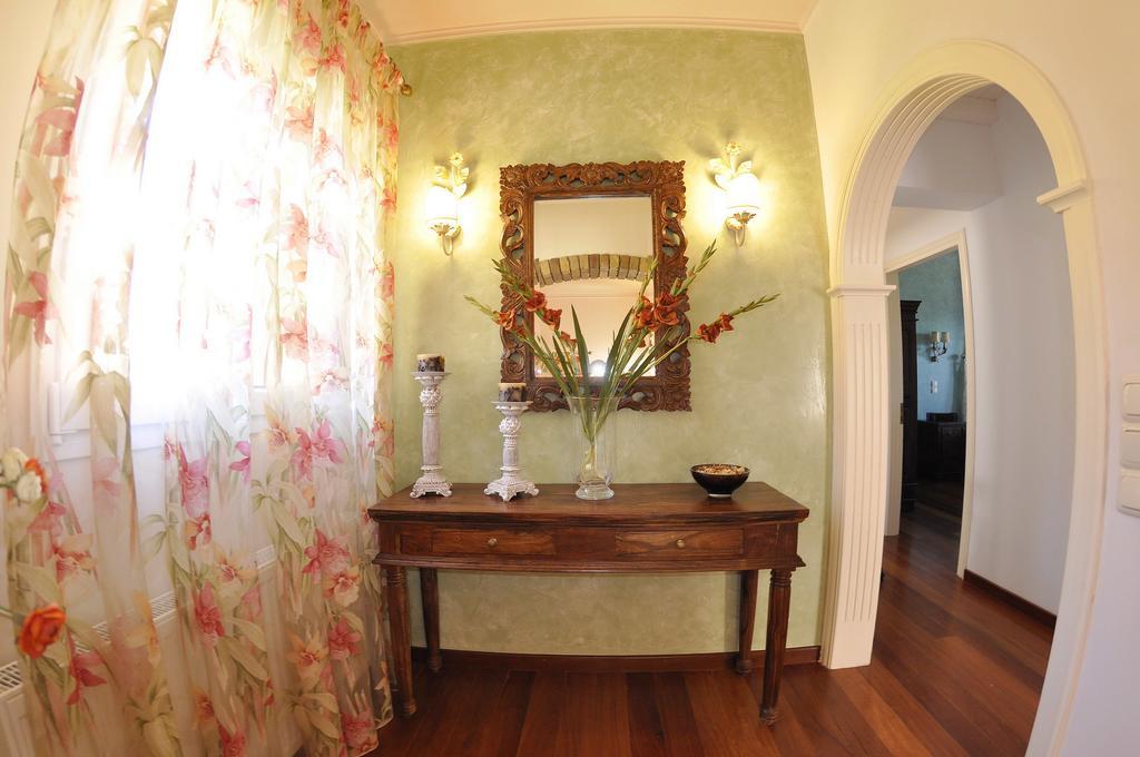 Villa Romantica Perama  Kamer foto