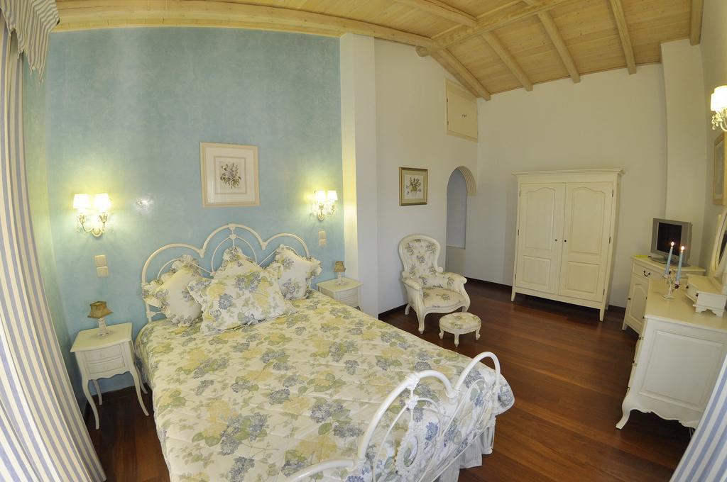 Villa Romantica Perama  Kamer foto
