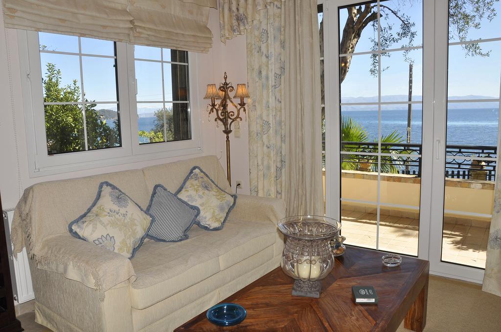 Villa Romantica Perama  Kamer foto
